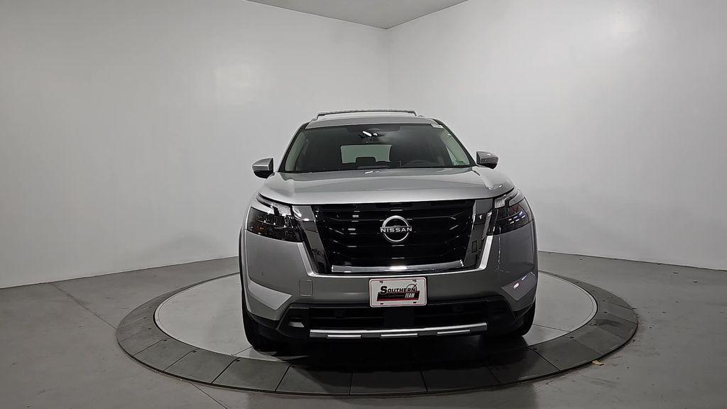 new 2025 Nissan Pathfinder car, priced at $38,494
