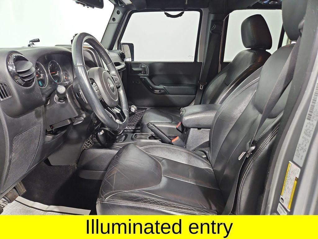 used 2015 Jeep Wrangler Unlimited car, priced at $16,351