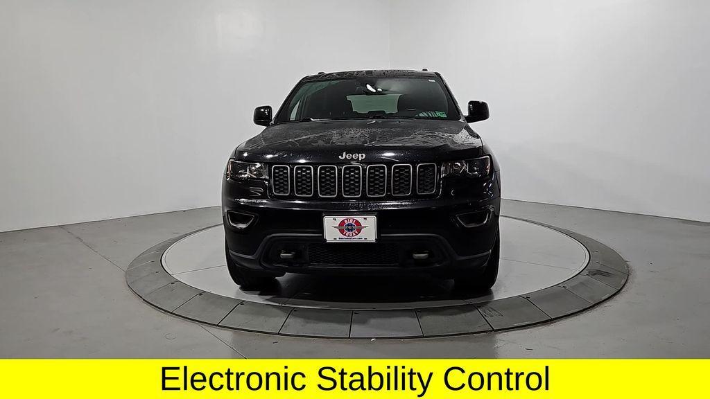used 2016 Jeep Grand Cherokee car, priced at $17,494