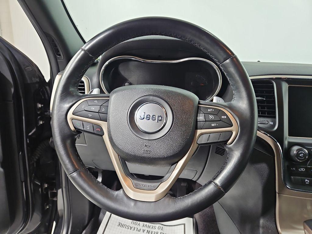 used 2016 Jeep Grand Cherokee car, priced at $17,494