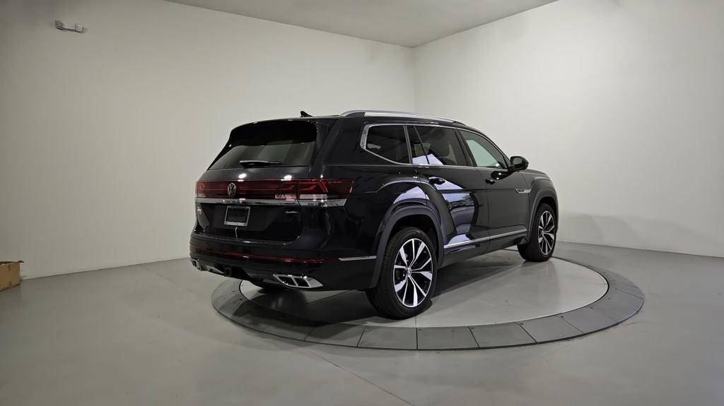 new 2024 Volkswagen Atlas car, priced at $50,046