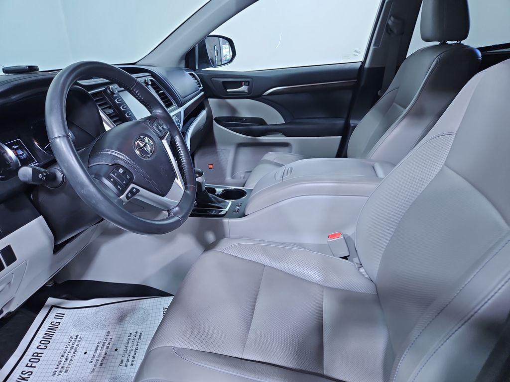 used 2014 Toyota Highlander car, priced at $23,968