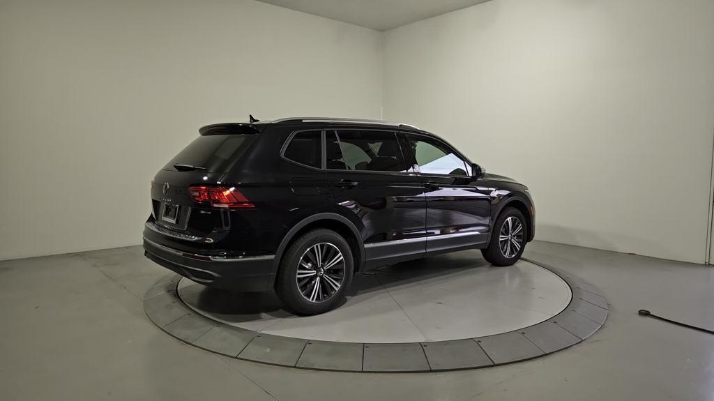 new 2024 Volkswagen Tiguan car, priced at $32,449