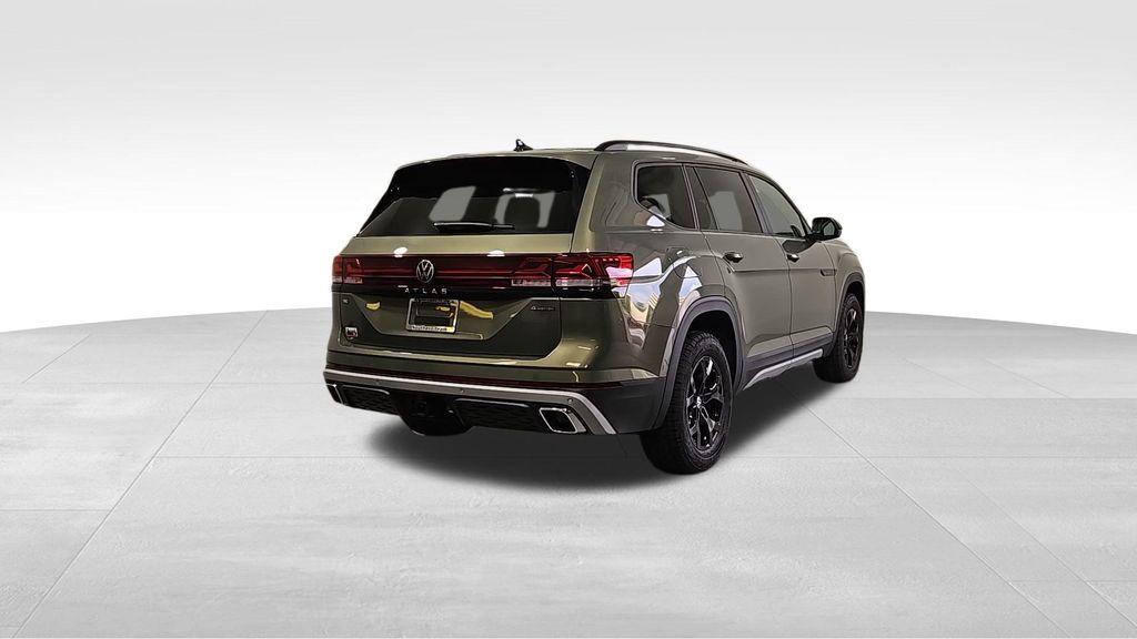new 2025 Volkswagen Atlas car, priced at $46,834