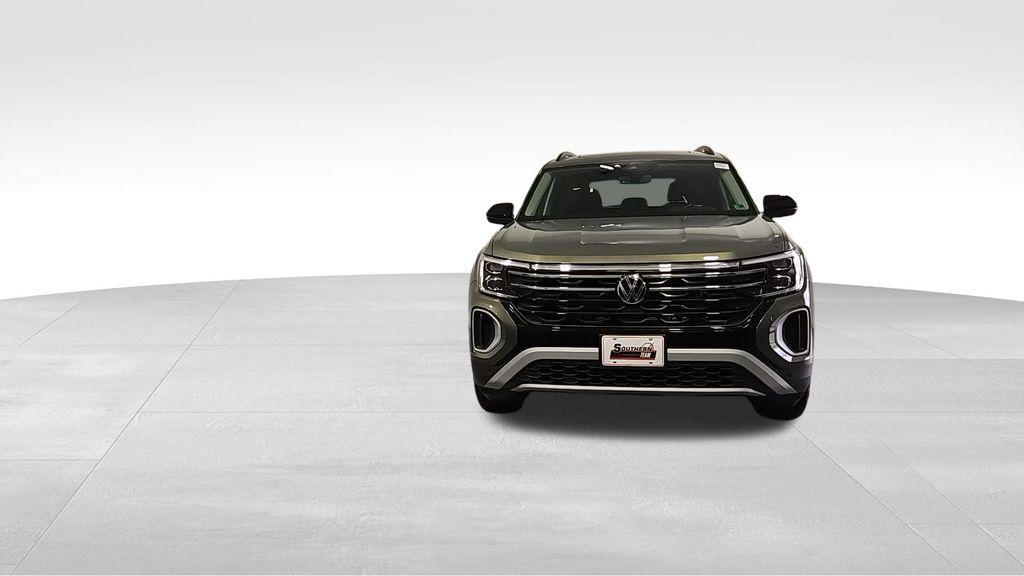 new 2025 Volkswagen Atlas car, priced at $46,834