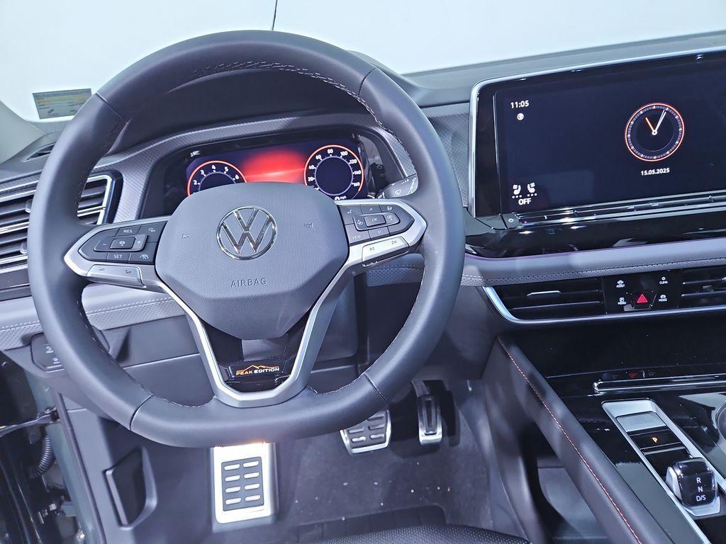 new 2025 Volkswagen Atlas car, priced at $46,834