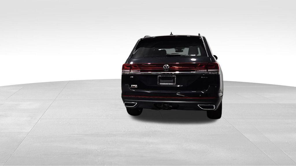 new 2025 Volkswagen Atlas car, priced at $45,680