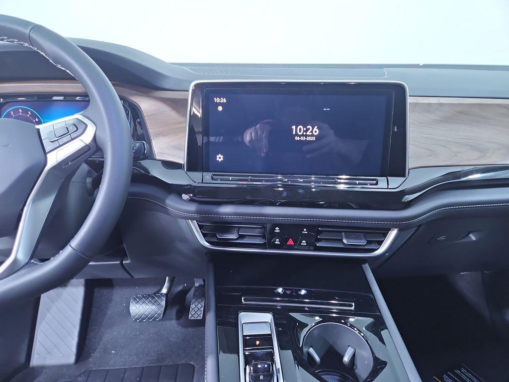 new 2025 Volkswagen Atlas car, priced at $43,234