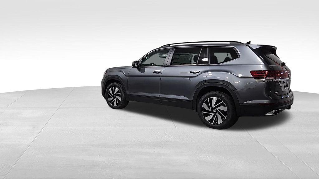 new 2025 Volkswagen Atlas car, priced at $43,234