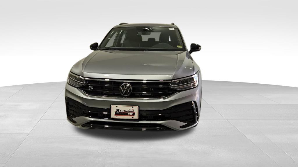 new 2024 Volkswagen Tiguan car, priced at $34,953