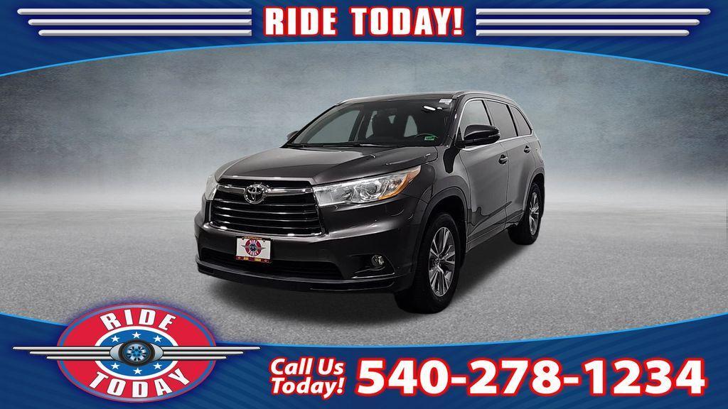 used 2014 Toyota Highlander car, priced at $21,105