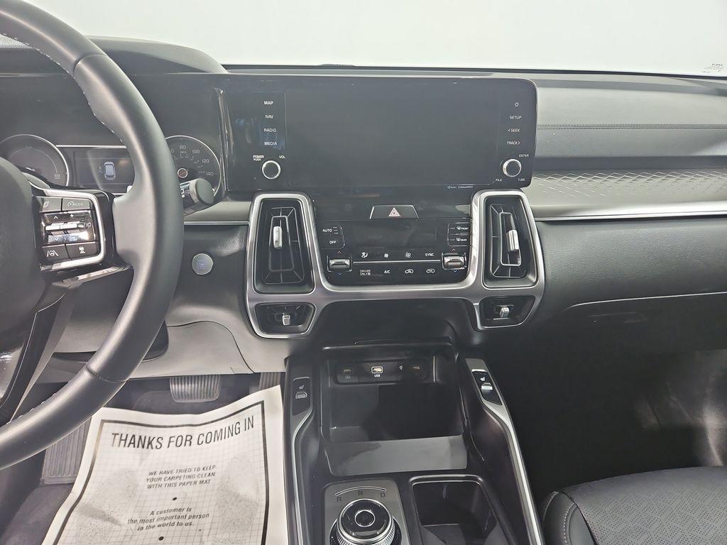 used 2023 Kia Sorento Hybrid car, priced at $34,365