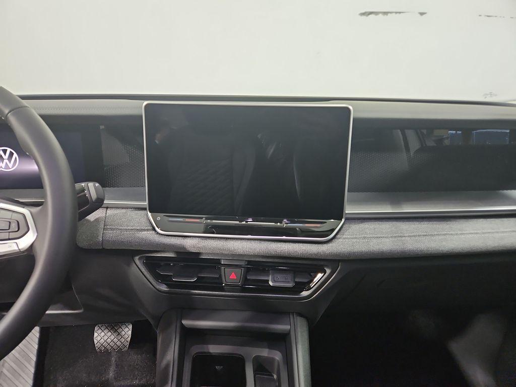 new 2026 Volkswagen Tiguan car, priced at $33,053