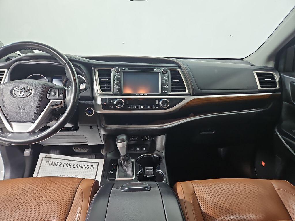 used 2018 Toyota Highlander car, priced at $23,326