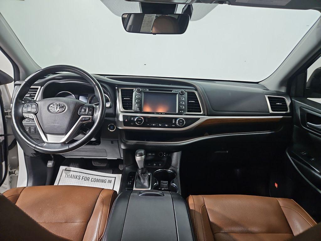 used 2018 Toyota Highlander car, priced at $23,326