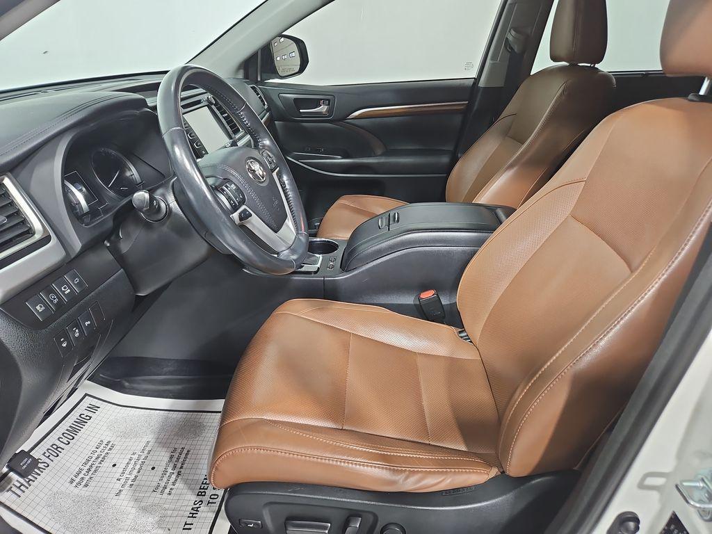 used 2018 Toyota Highlander car, priced at $23,326