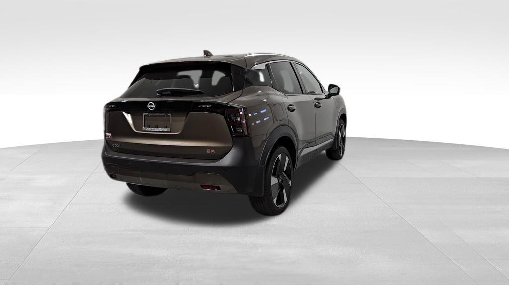 new 2025 Nissan Kicks car, priced at $27,426