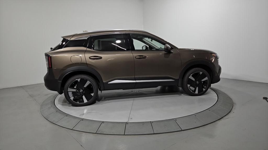 new 2025 Nissan Kicks car, priced at $24,626