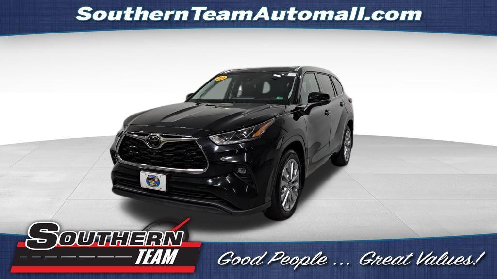 used 2020 Toyota Highlander car, priced at $30,213