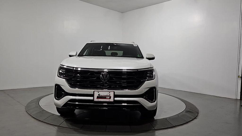 new 2025 Volkswagen Atlas Cross Sport car, priced at $50,159