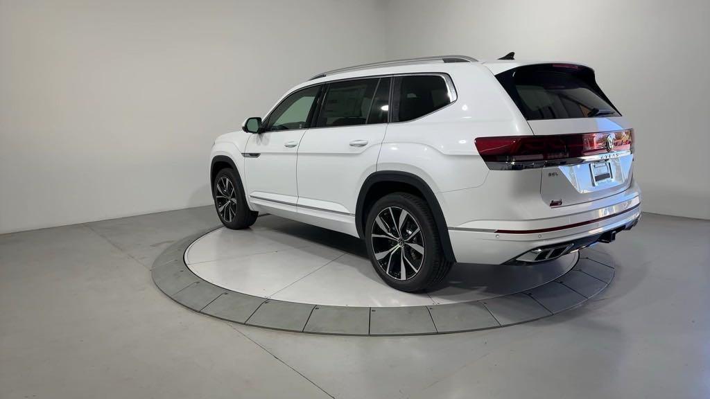 new 2025 Volkswagen Atlas car, priced at $54,421