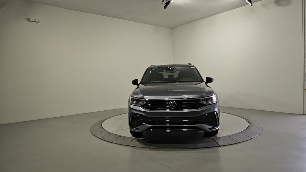 new 2024 Volkswagen Tiguan car, priced at $35,549