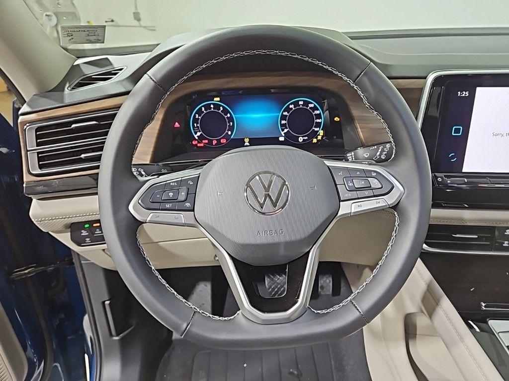 new 2025 Volkswagen Atlas car, priced at $42,704