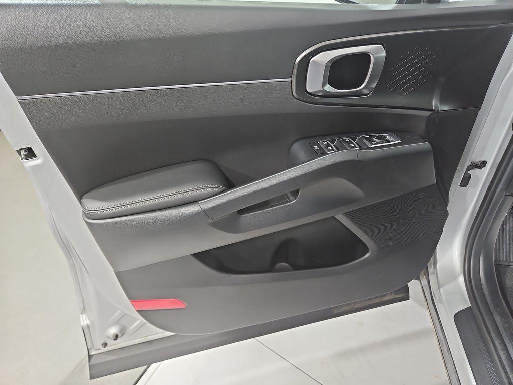 used 2023 Kia Sorento Hybrid car, priced at $34,792