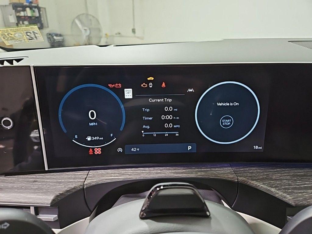 new 2025 Hyundai Santa Fe car, priced at $46,558