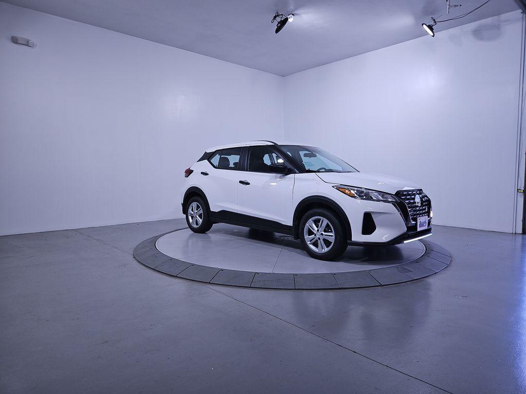 new 2025 Nissan Kicks Play car, priced at $21,479