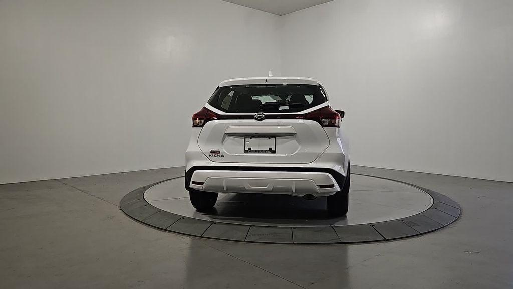 new 2025 Nissan Kicks Play car, priced at $21,479