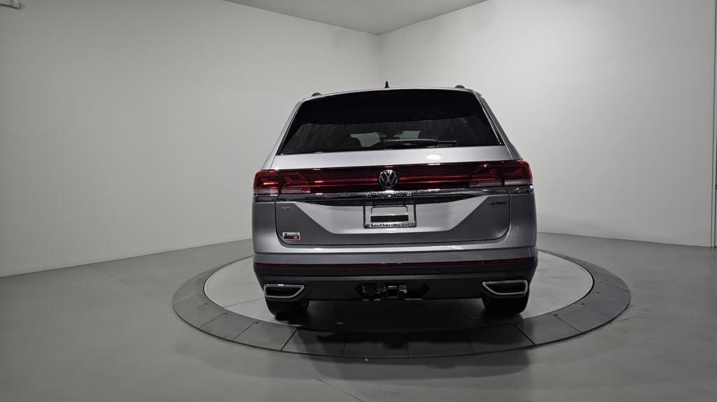 new 2024 Volkswagen Atlas car, priced at $42,515