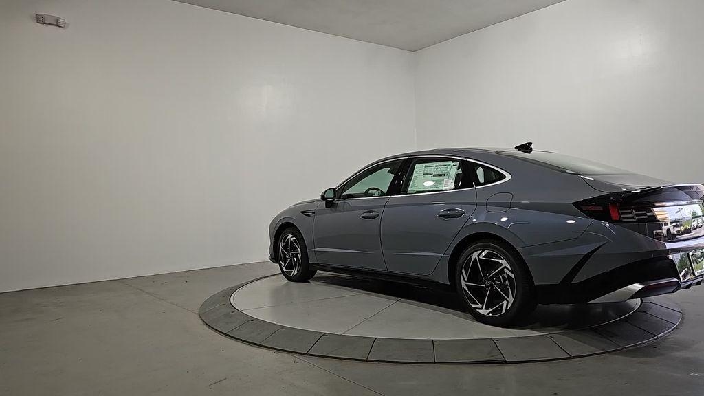 new 2025 Hyundai Sonata car, priced at $30,333