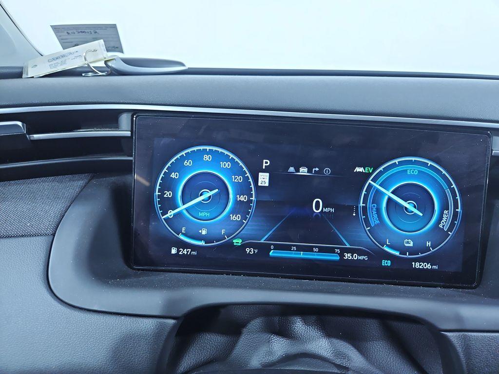 used 2024 Hyundai TUCSON Hybrid car, priced at $33,140
