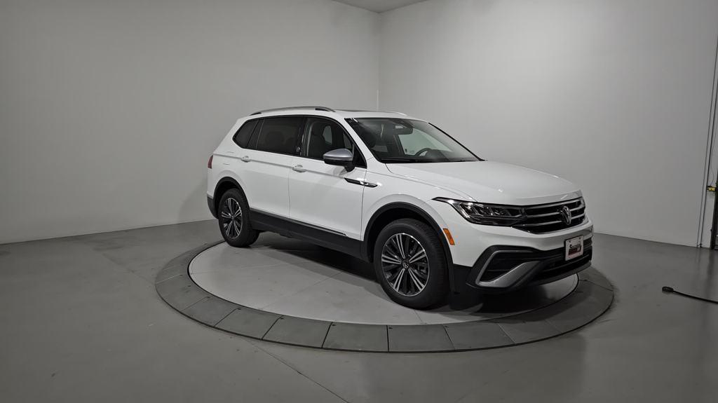 new 2024 Volkswagen Tiguan car, priced at $32,276