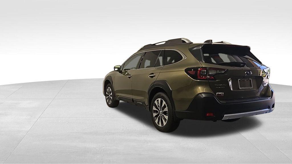 new 2025 Subaru Outback car, priced at $41,644