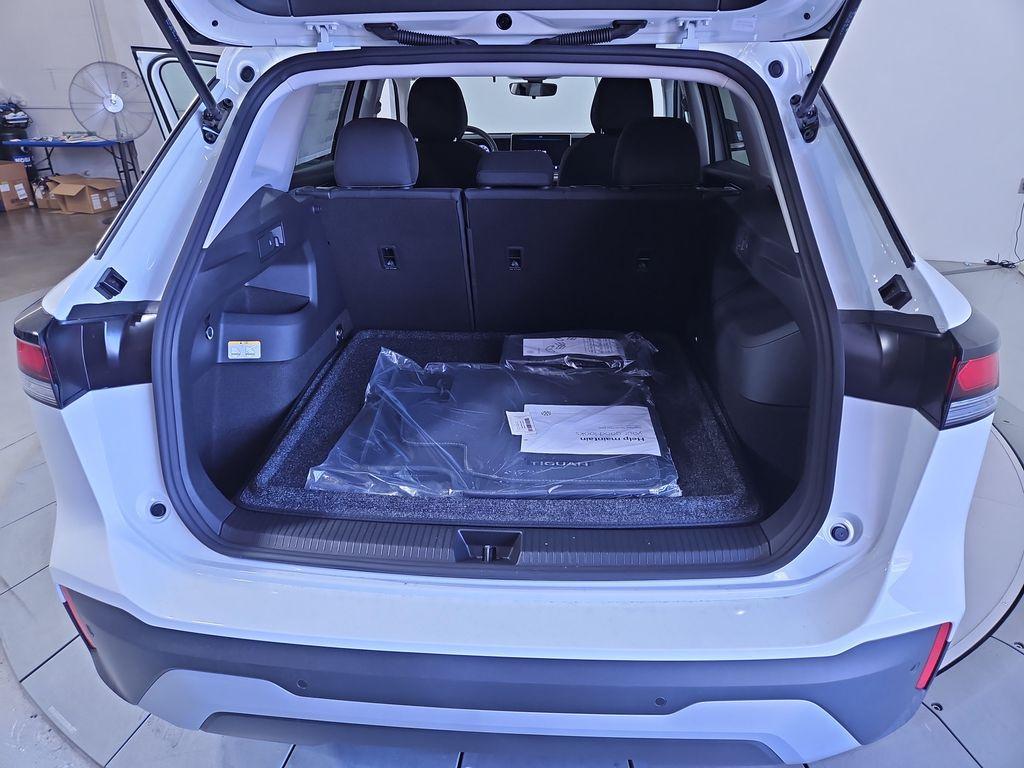 new 2025 Volkswagen Tiguan car, priced at $32,351