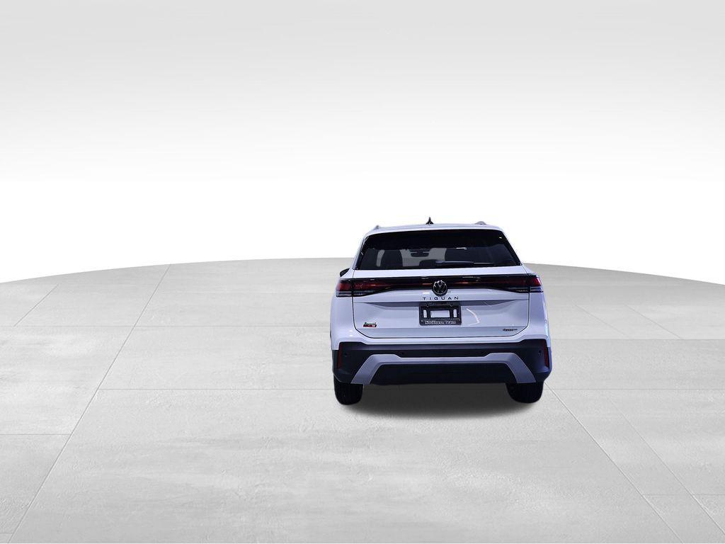 new 2025 Volkswagen Tiguan car, priced at $32,351