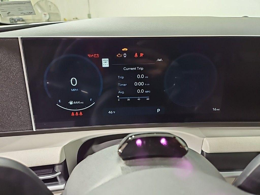 new 2025 Hyundai TUCSON Hybrid car, priced at $35,991