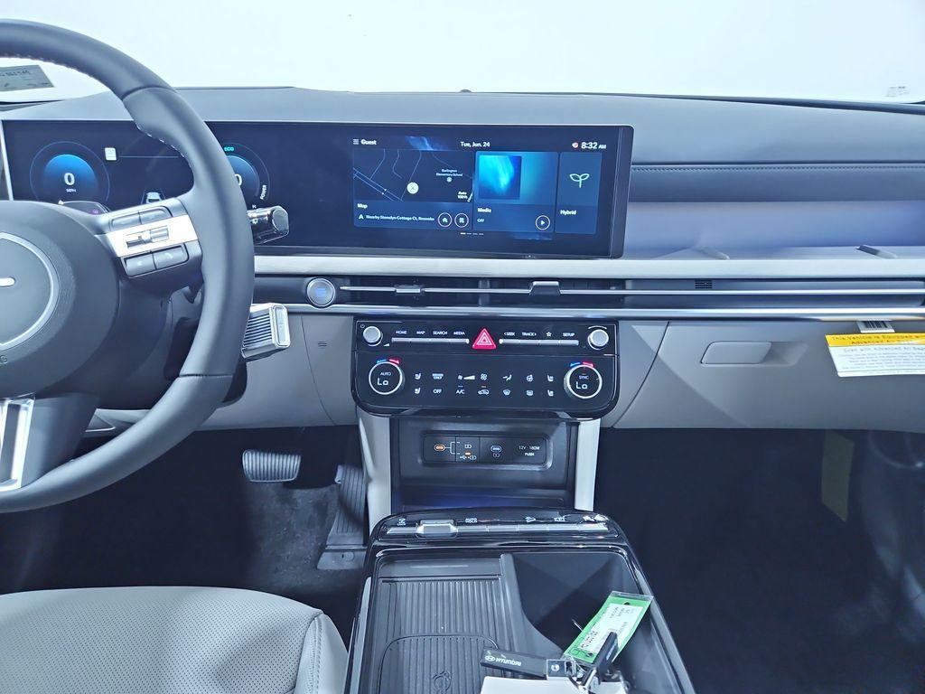 new 2025 Hyundai TUCSON Hybrid car, priced at $41,284