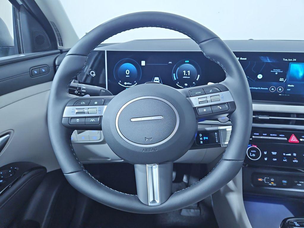 new 2025 Hyundai TUCSON Hybrid car, priced at $41,284
