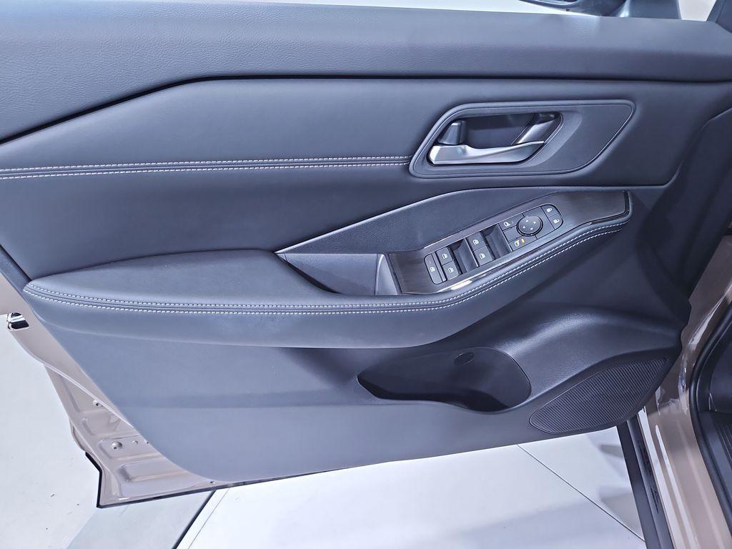 new 2025 Nissan Rogue car, priced at $33,729