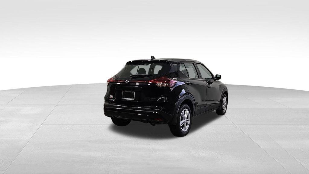 new 2025 Nissan Kicks Play car, priced at $22,679