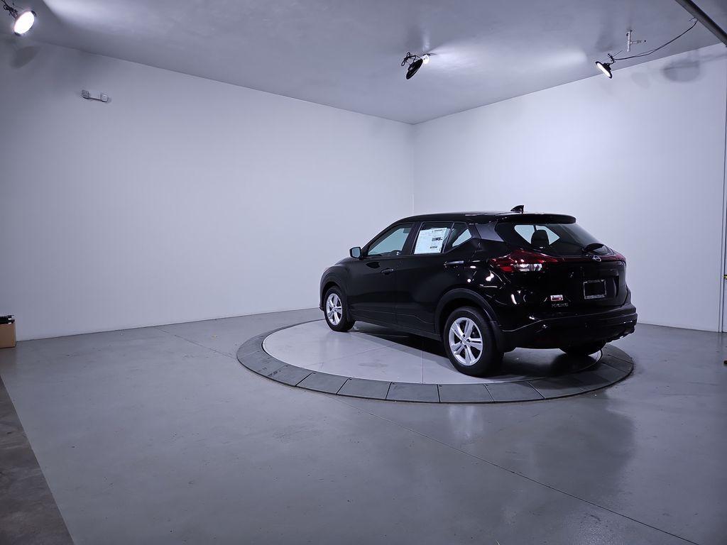 new 2025 Nissan Kicks Play car, priced at $21,479
