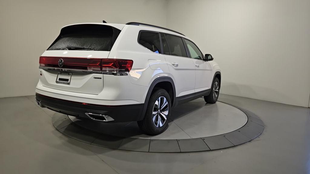 new 2024 Volkswagen Atlas car, priced at $37,652