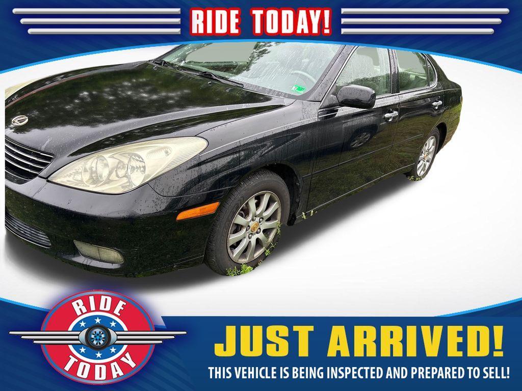 used 2004 Lexus ES 330 car, priced at $6,403