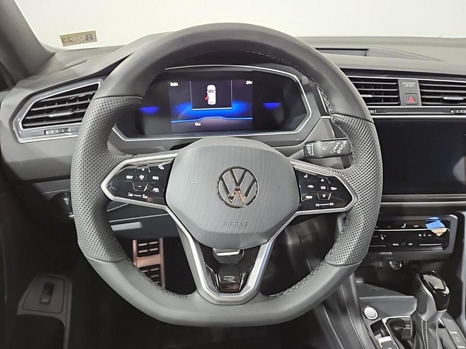 new 2024 Volkswagen Tiguan car, priced at $33,127