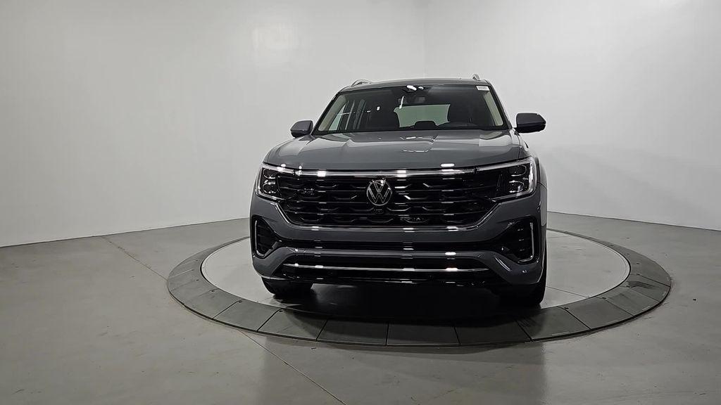 new 2026 Volkswagen Atlas car, priced at $54,738