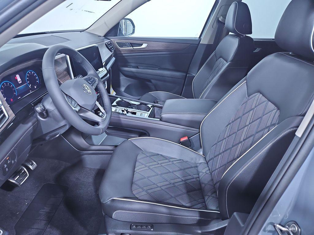 new 2026 Volkswagen Atlas car, priced at $54,738