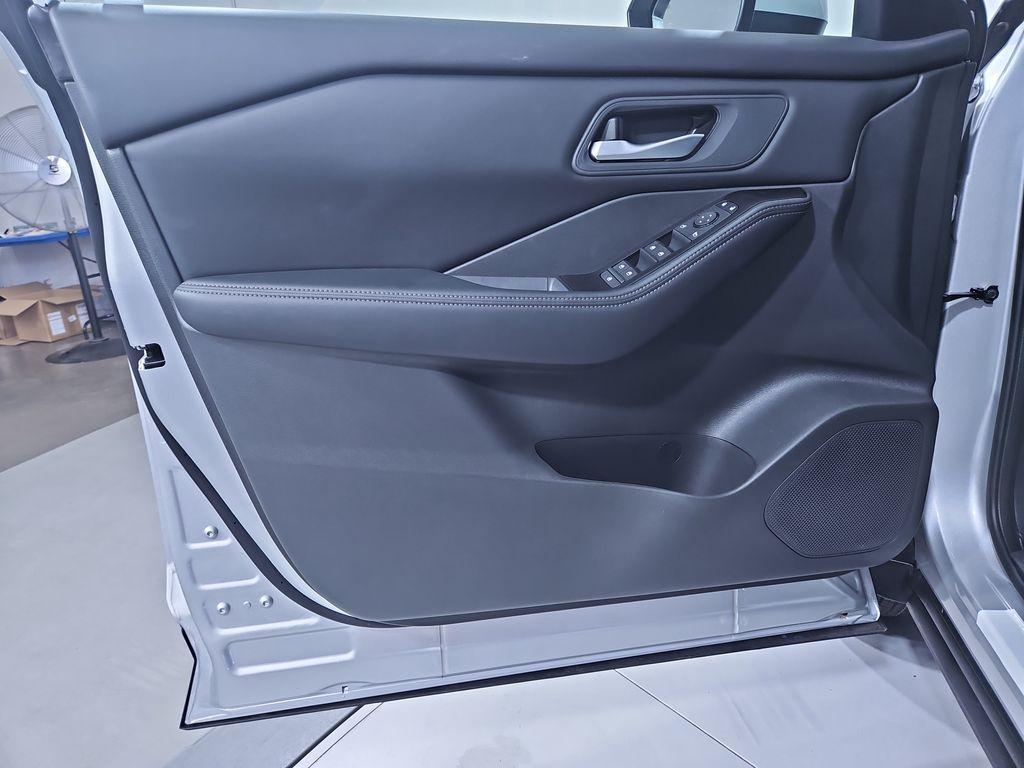 new 2025 Nissan Rogue car, priced at $31,062